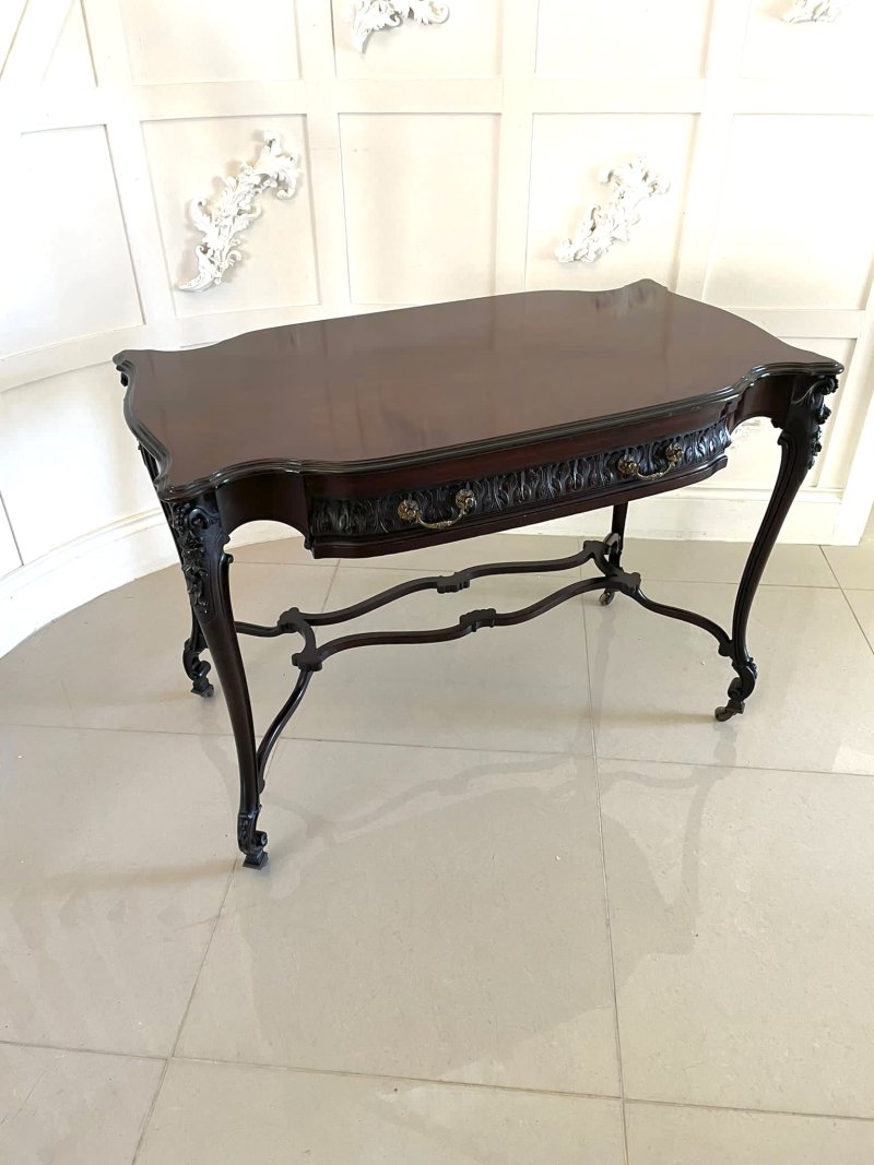 Outstanding Quality Antique Victorian Carved Mahogany Freestanding Centre Table